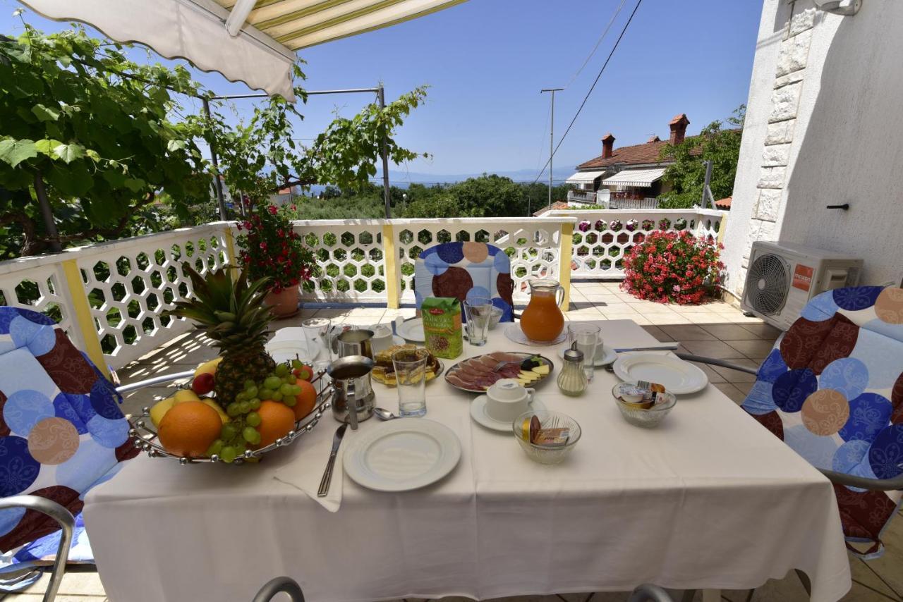 Guest House Tom มาลินสกา ภายนอก รูปภาพ